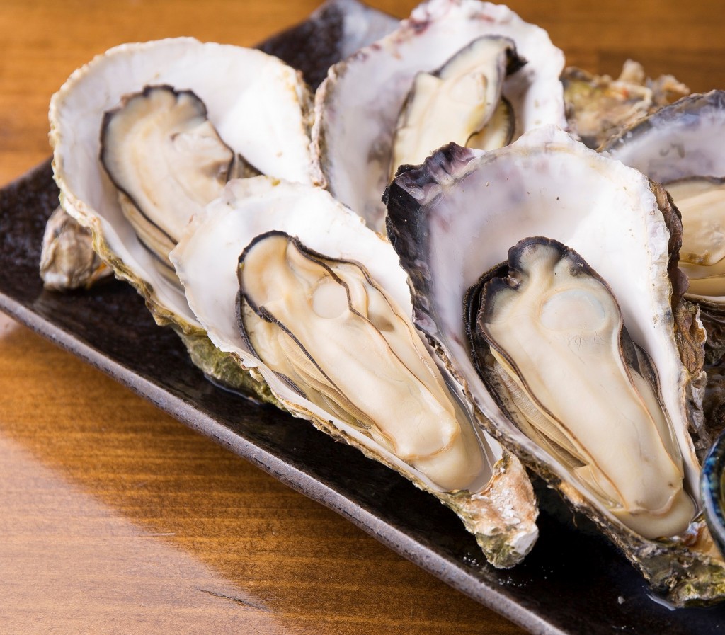 かき小町の蒸し牡蠣