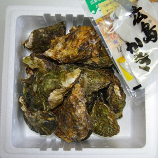 米田海産 殻付かき18個